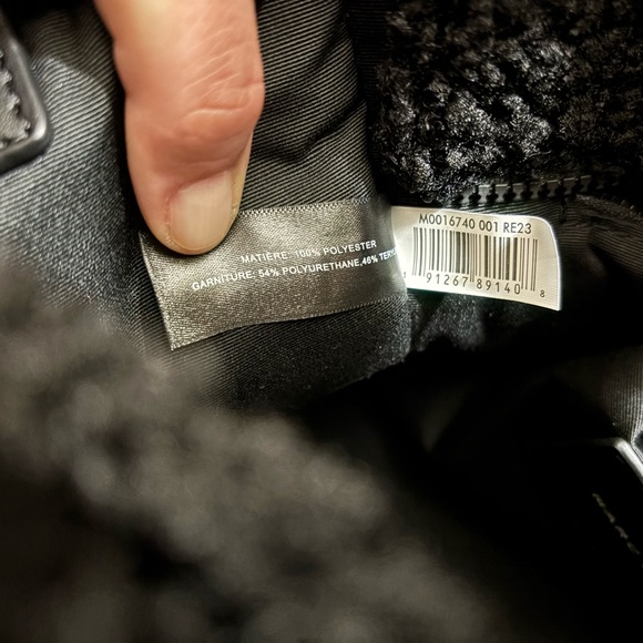 Marc Jacobs Teddy Medium Black Tote Bag with Bonus Gold Chain - Picture 6 of 10